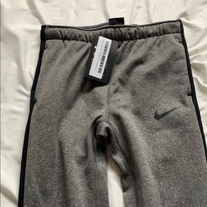 NWT Nike girls sweatpants